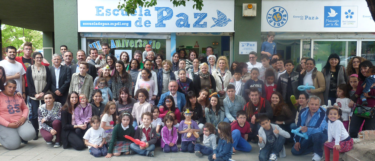 La Escuela de Paz cumple tres años