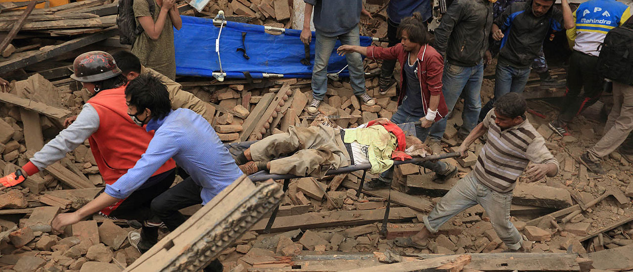En solidaridad con las víctimas del terremoto de Nepal